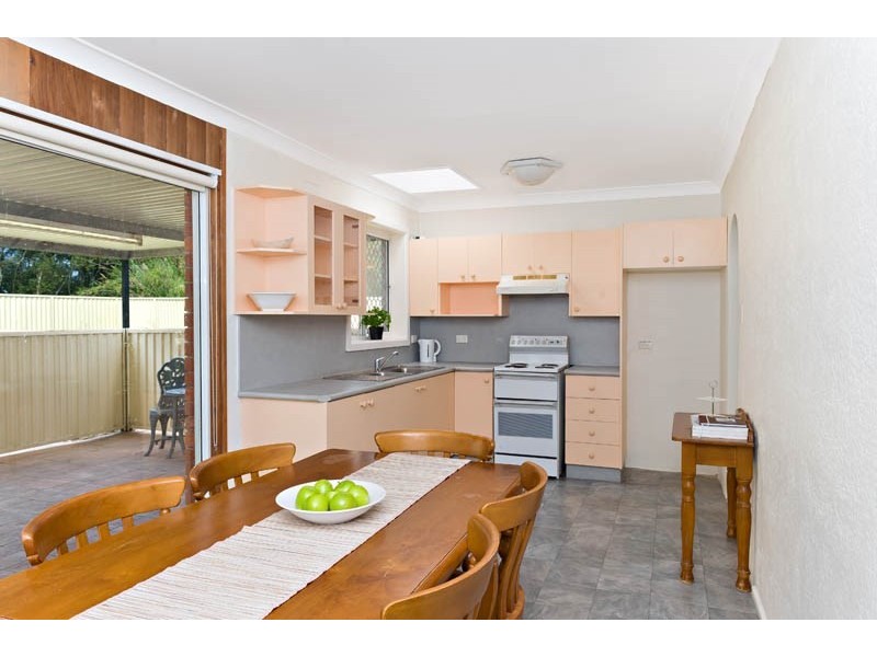 18 Wollondilly Place, Sylvania Waters NSW 2224