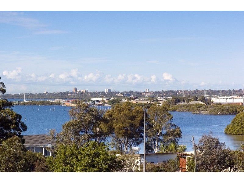 24 Old Taren Point Road, Taren Point NSW 2229