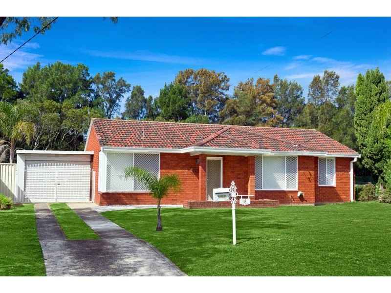 18 Wollondilly Place, Sylvania Waters NSW 2224