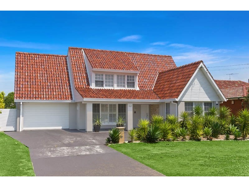 42 Castlereagh Crescent, Sylvania Waters NSW 2224