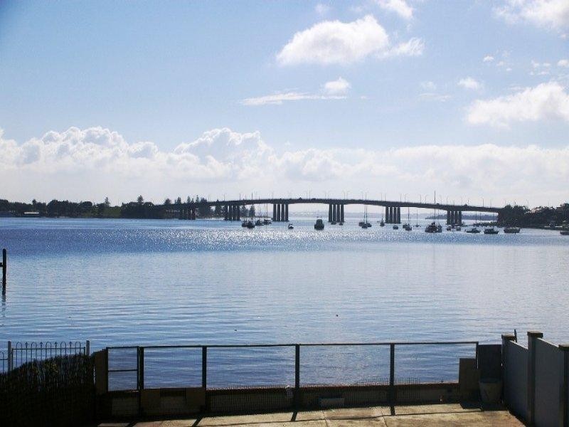 5 Holts Point Place, Sylvania Waters NSW 2224