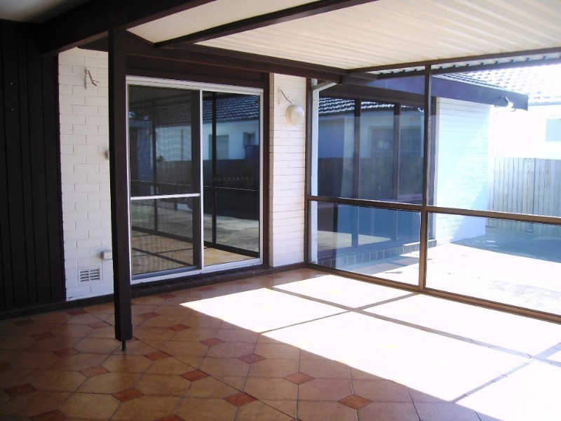 33 Bellingara Road, Sylvania NSW 2224