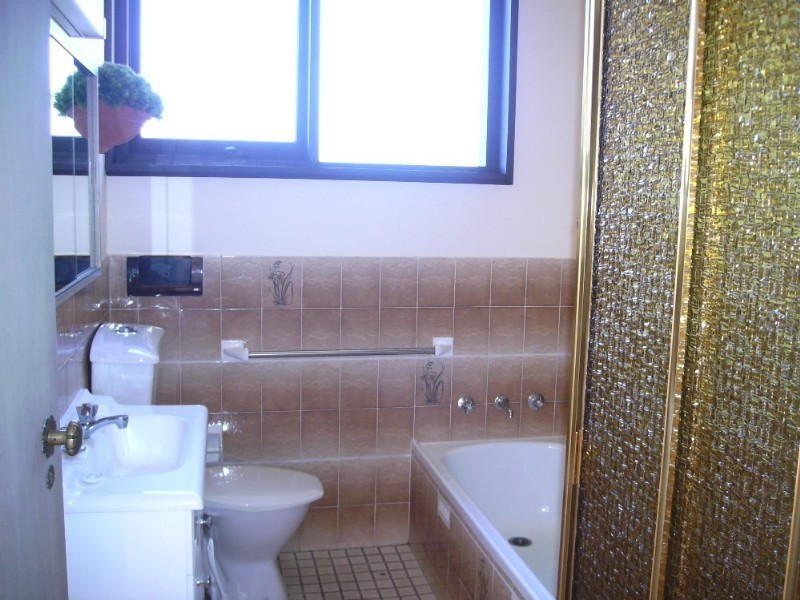 33 Bellingara Road, Sylvania NSW 2224