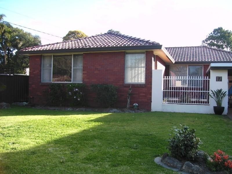 17 Shoalhaven Road, Sylvania Waters NSW 2224