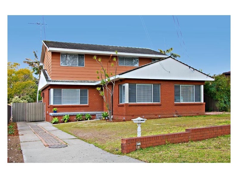 2 Juniper Place, Sylvania NSW 2224