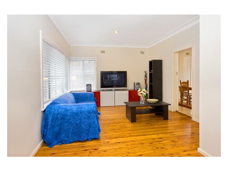 2 Juniper Place, Sylvania NSW 2224