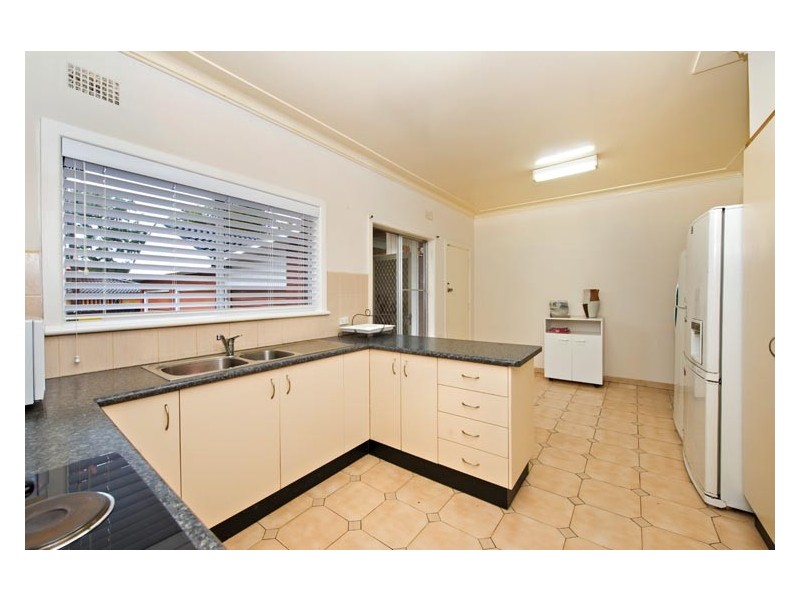 2 Juniper Place, Sylvania NSW 2224