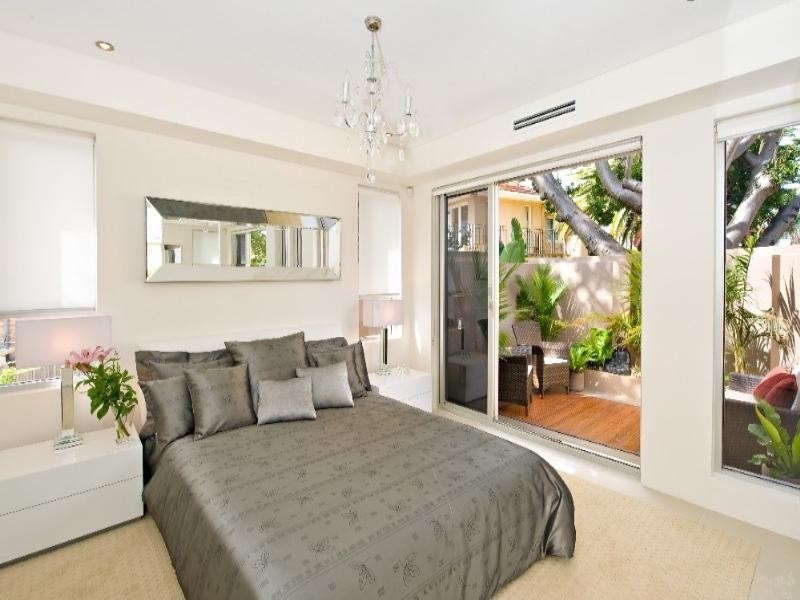 15 Yeran Street, Sylvania NSW 2224