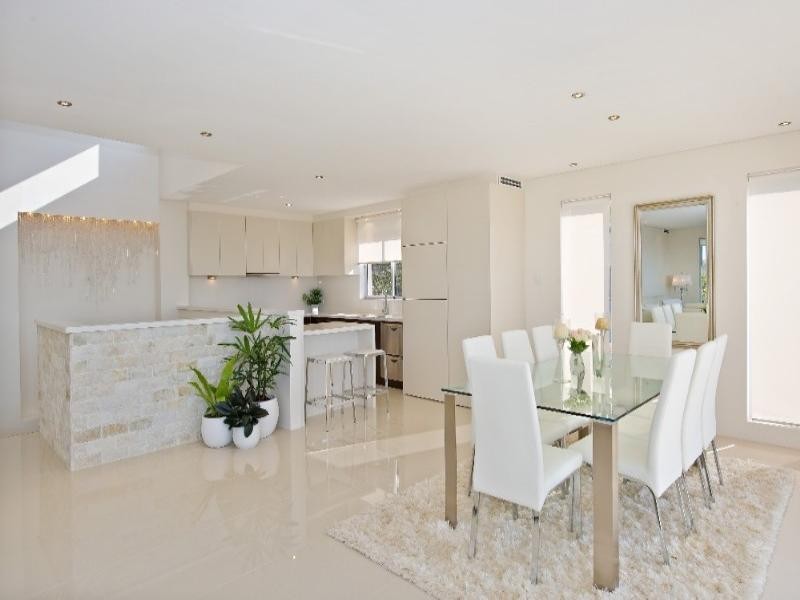 15 Yeran Street, Sylvania NSW 2224