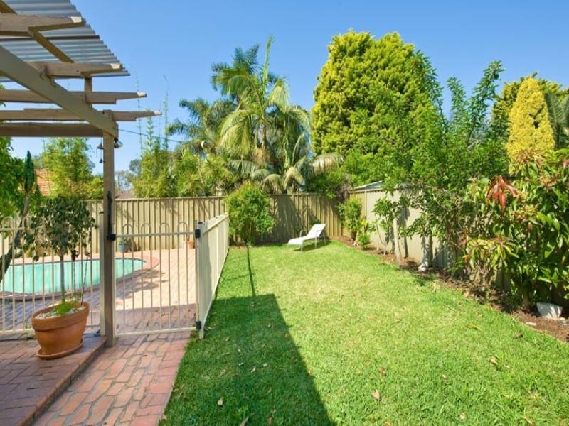 10 Shoalhaven Road, Sylvania Waters NSW 2224