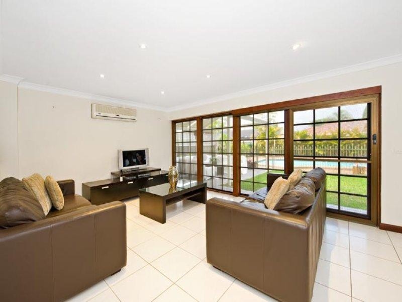 10 Hampton Road, Sylvania Waters NSW 2224