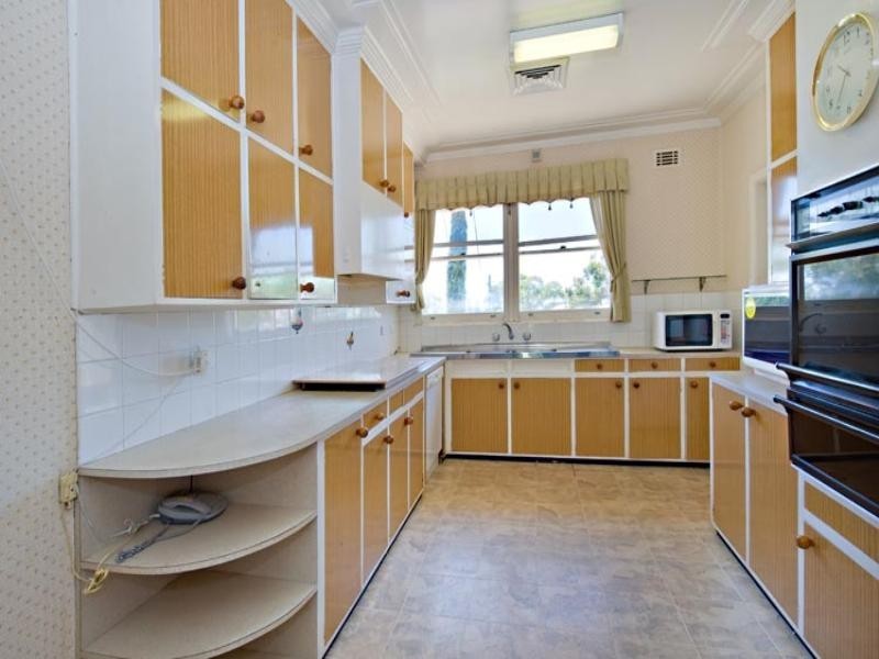 21 Craigholm Street, Sylvania NSW 2224