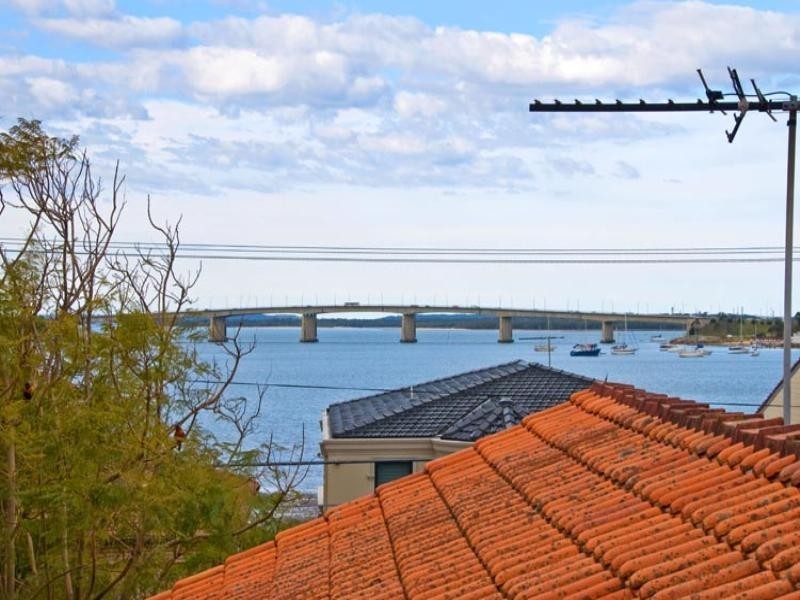 2/25-29 Belgrave Espl, Sylvania NSW 2224