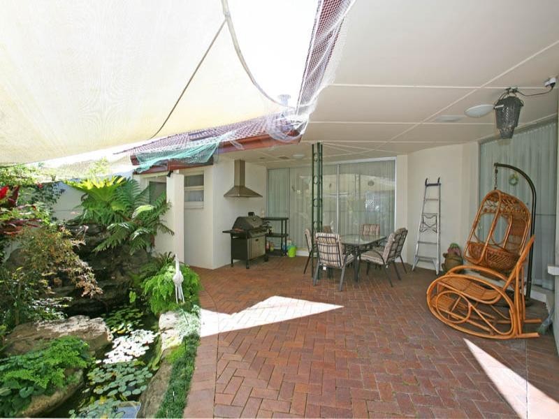 30 Lachlan Crescent, Sylvania Waters NSW 2224