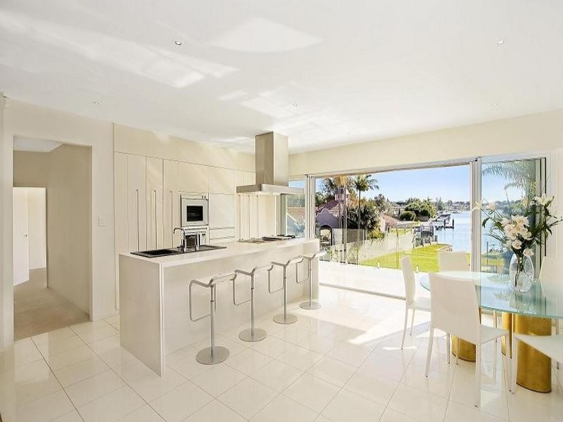 103 Holt Road, Taren Point NSW 2229