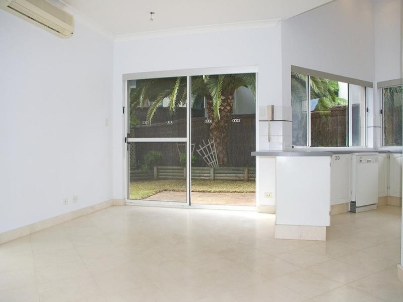 10/11 Florida Street, Sylvania NSW 2224