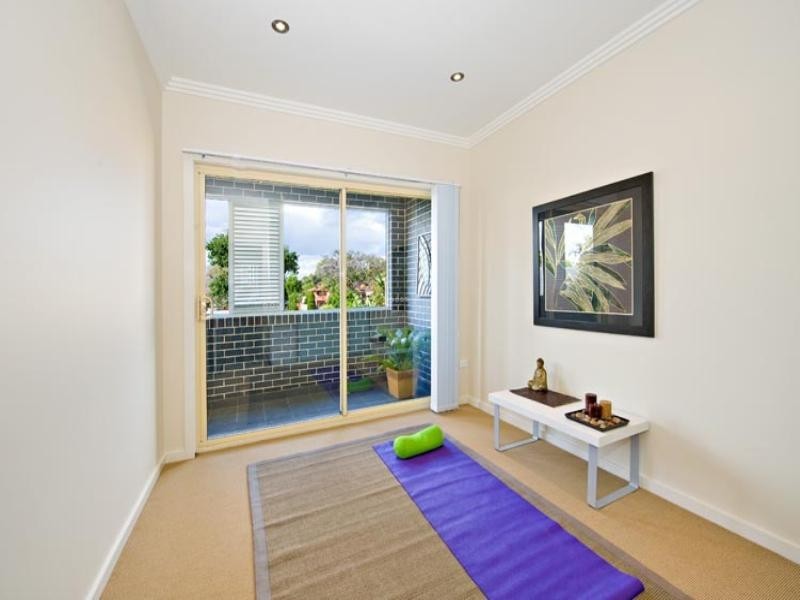 83-85 East Parade, Sutherland NSW 2232