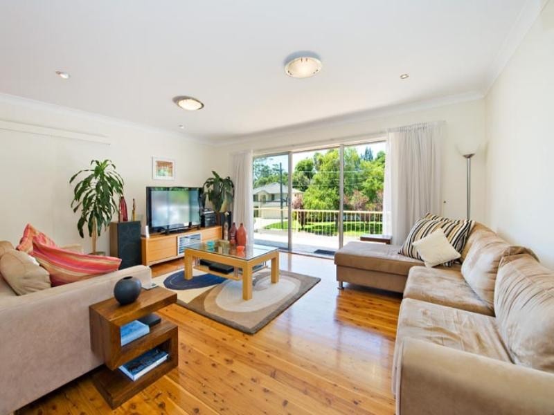 21 Leichhardt Crescent, Sylvania NSW 2224