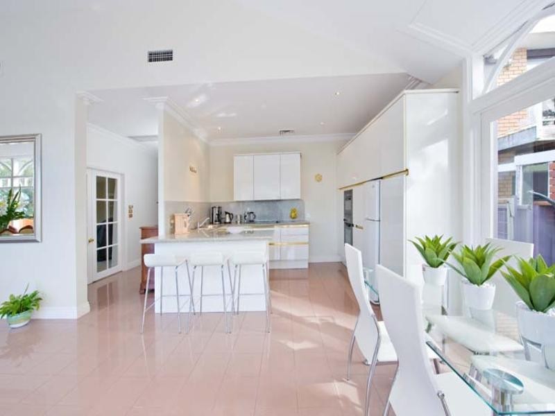 14 Macintyre Crescent, Sylvania Waters NSW 2224