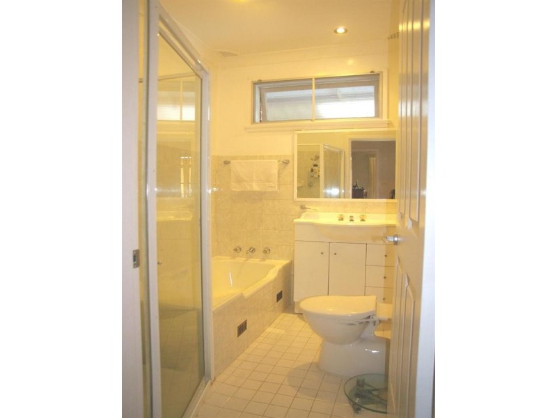 33 Shoalhaven Road, Sylvania Waters NSW 2224