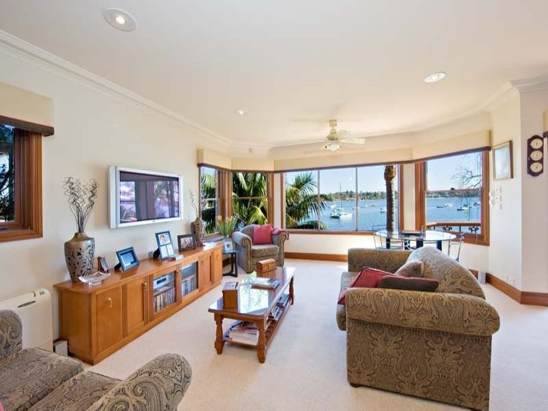 67 Holt Road, Taren Point NSW 2229