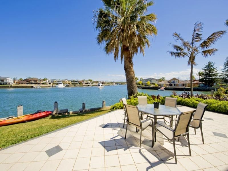 4 Lachlan Avenue, Sylvania Waters NSW 2224