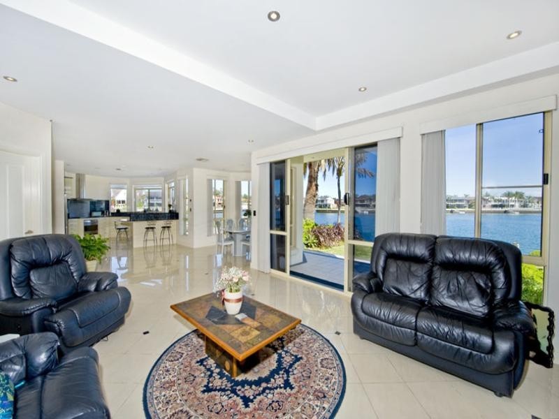 4 Lachlan Avenue, Sylvania Waters NSW 2224