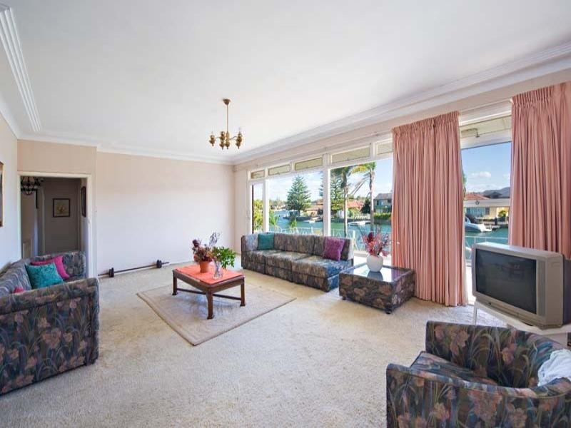 18 Lachlan Avenue, Sylvania Waters NSW 2224