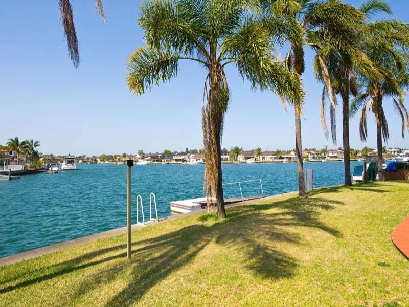 20 Macintyre Crescent, Sylvania Waters NSW 2224