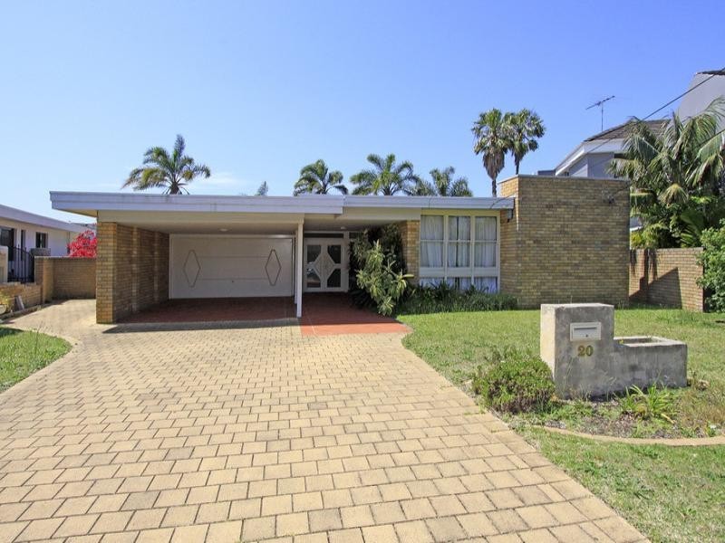 20 Macintyre Crescent, Sylvania Waters NSW 2224