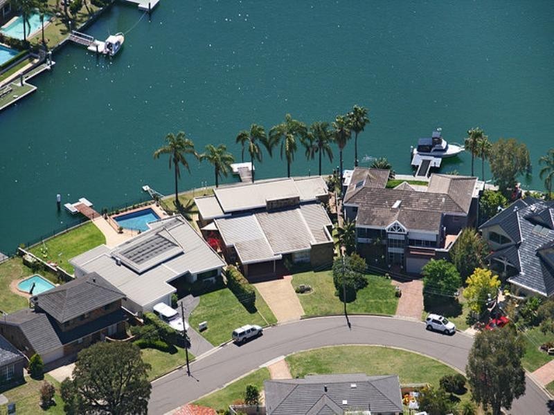 20 Macintyre Crescent, Sylvania Waters NSW 2224