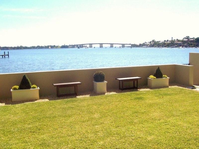 3 Holts Point Place, Sylvania NSW 2224