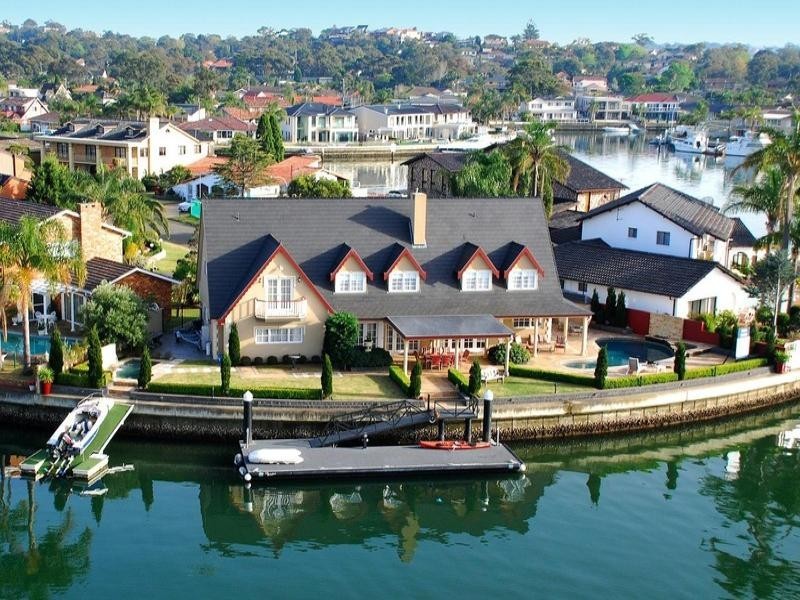 2 James Cook Island, Sylvania Waters NSW 2224 the real estate agency