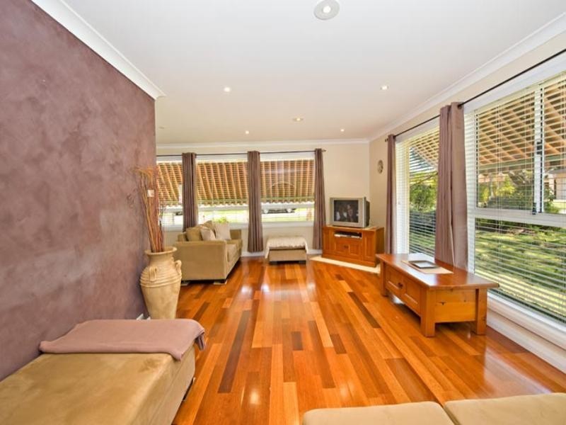 19 Cordeaux Crescent, Sylvania Waters NSW 2224