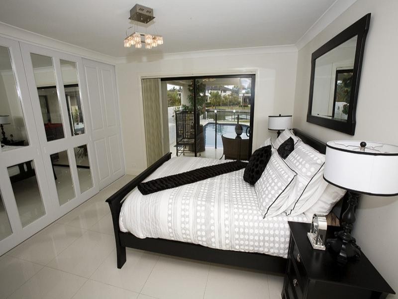 2 Roper Crescent, Sylvania Waters NSW 2224