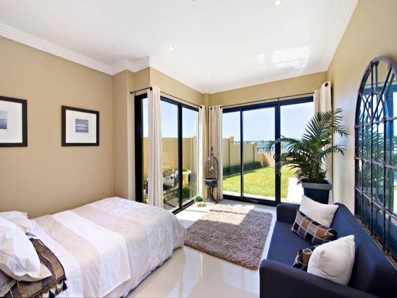 3 Holts Point Place, Sylvania NSW 2224