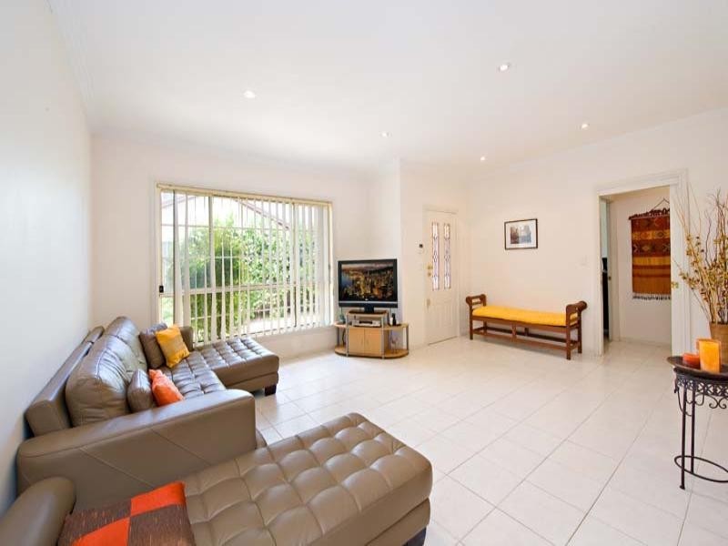 2/27 Wingello Road, Miranda NSW 2228