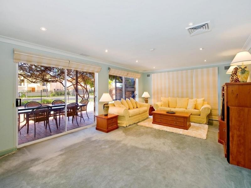 23 Lachlan Avenue, Sylvania Waters NSW 2224