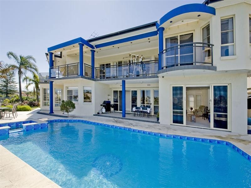 4 Lachlan Avenue, Sylvania Waters NSW 2224