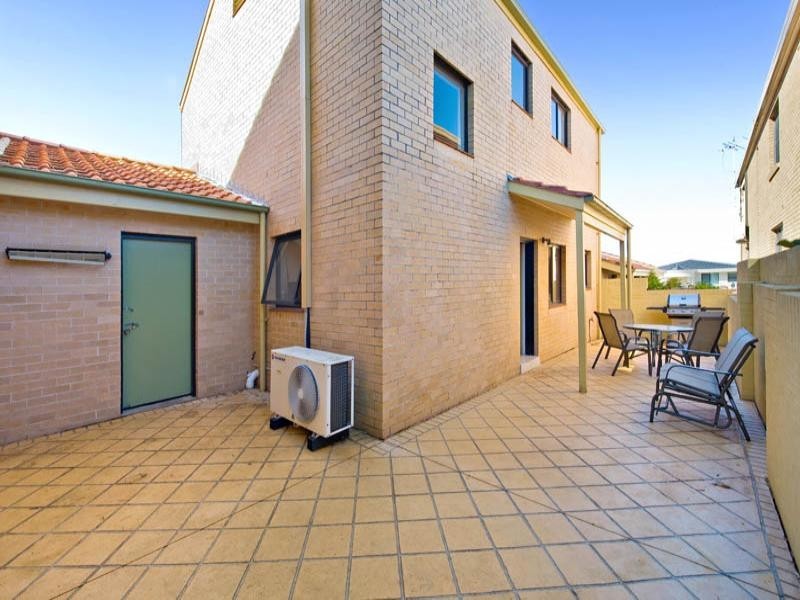 2/25-29 Belgrave Esplanade, Sylvania NSW 2224