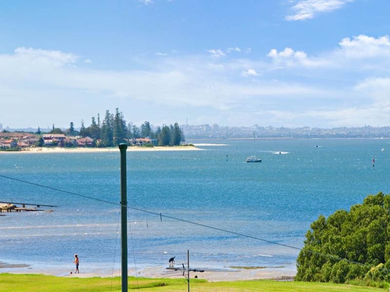 104 Woodlands Road, Taren Point NSW 2229