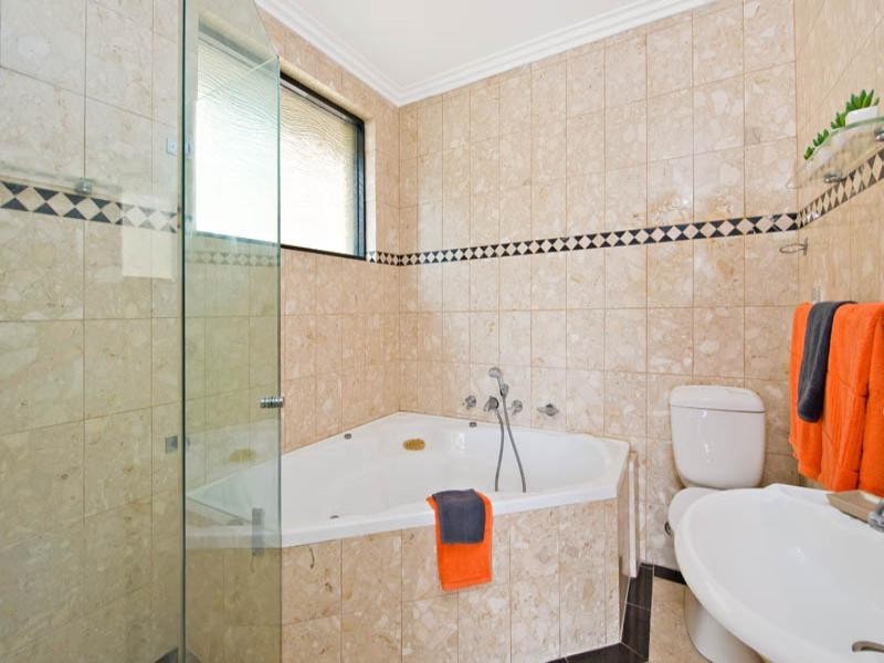 88 Holt Road, Taren Point NSW 2229