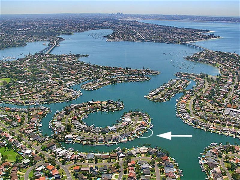 55 James Cook Island, Sylvania Waters NSW 2224 the real estate agency