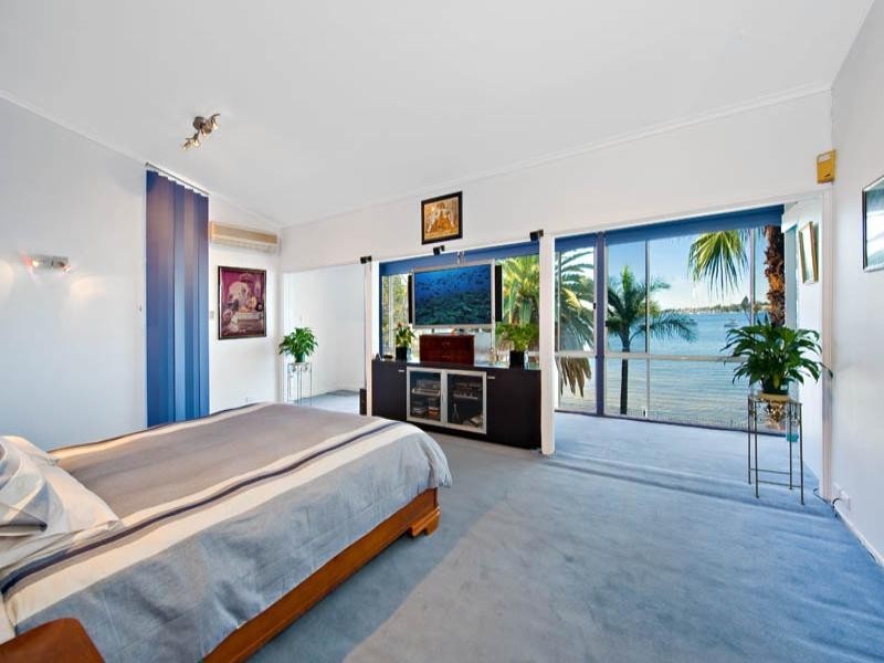 2 Belgrave Esplanade, Sylvania NSW 2224