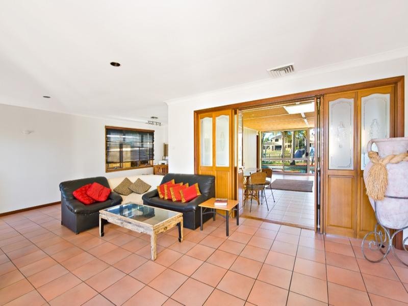 10 Roper Crescent, Sylvania Waters NSW 2224