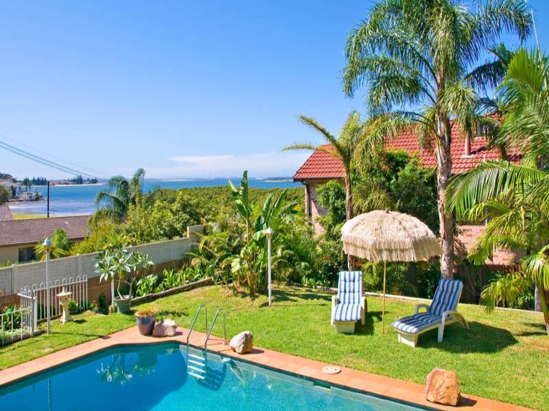 104 Woodlands Road, Taren Point NSW 2229