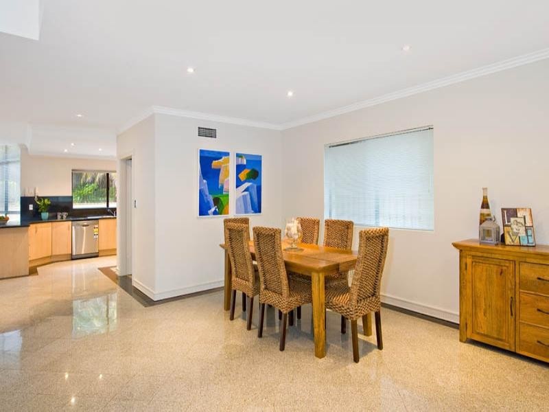 88 Holt Road, Taren Point NSW 2229