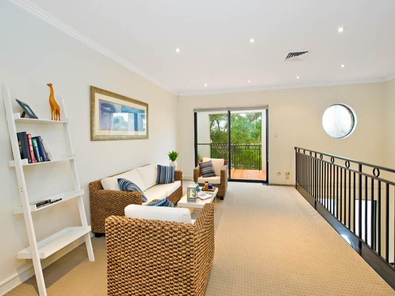 88 Holt Road, Taren Point NSW 2229
