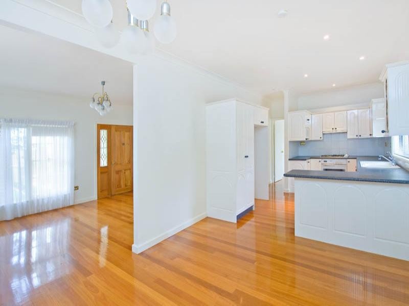 47 Queens Road, Connells Point NSW 2221