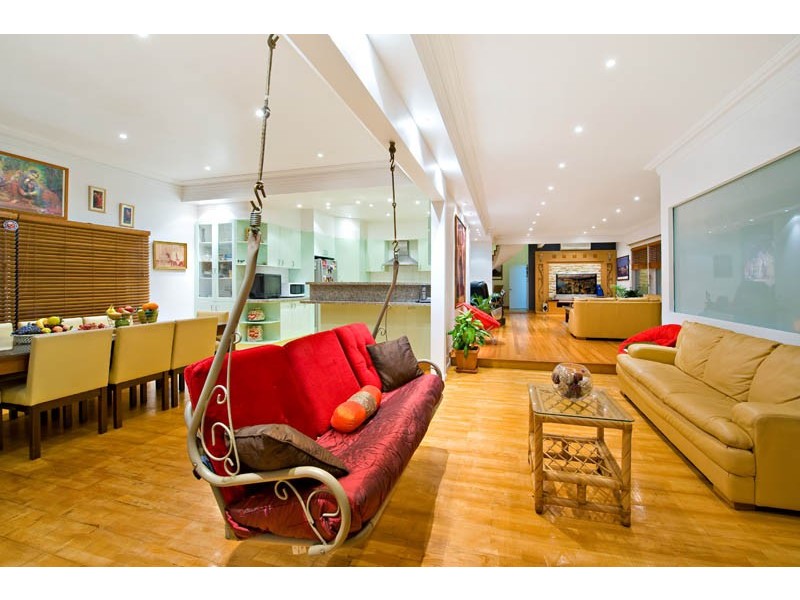 2 Belgrave Esplanade, Sylvania NSW 2224